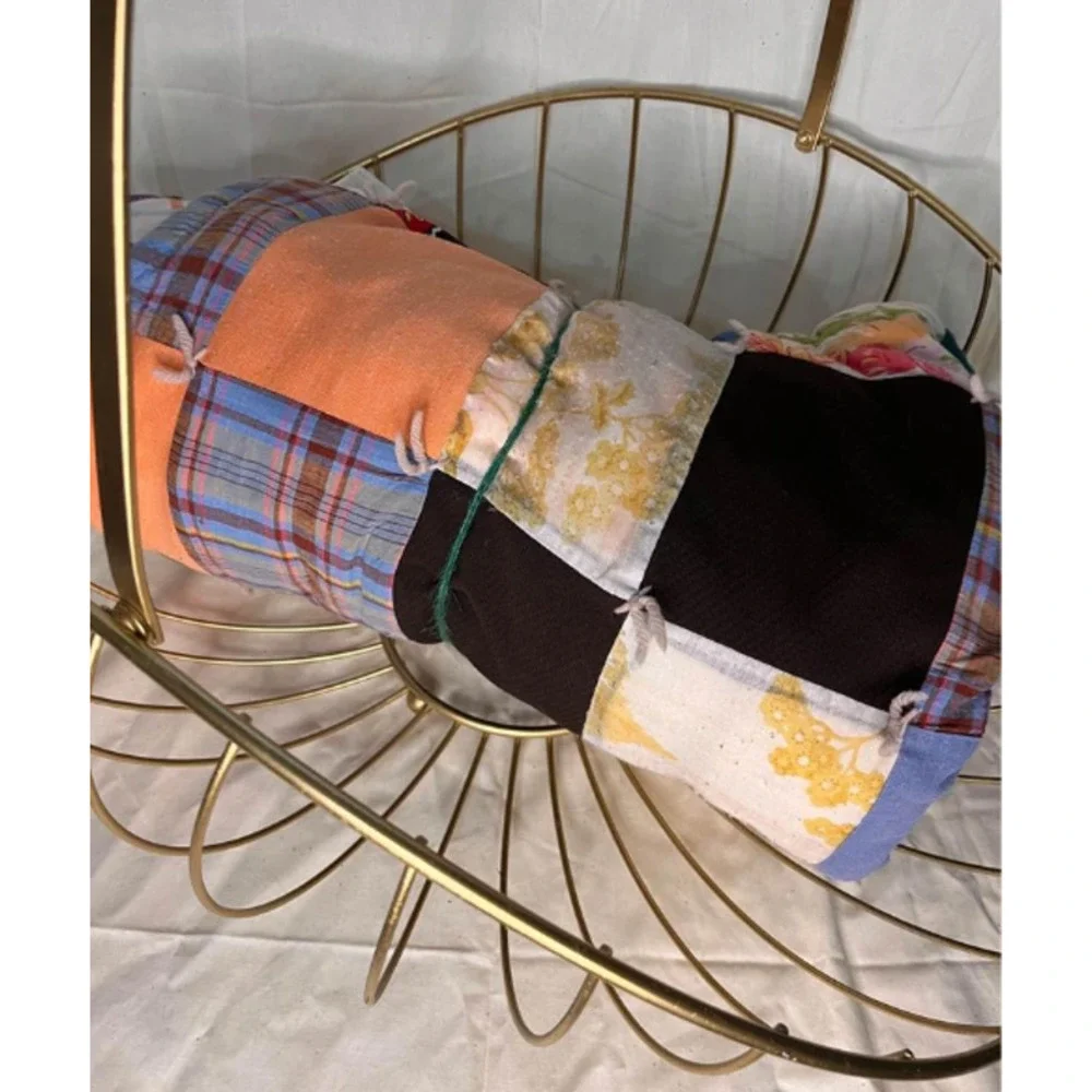 Gold wire Large metal basket with fold-down handle Perfect for Blanket storage